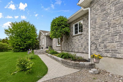 520 DAVID MANCHESTER Road • Carp, ON photo 3