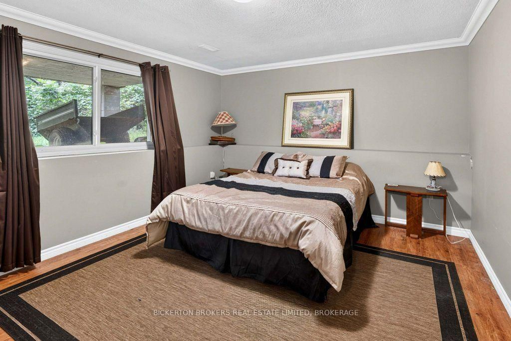 237 Old River Road • Leeds and the Thousand Islands, ON photo 12