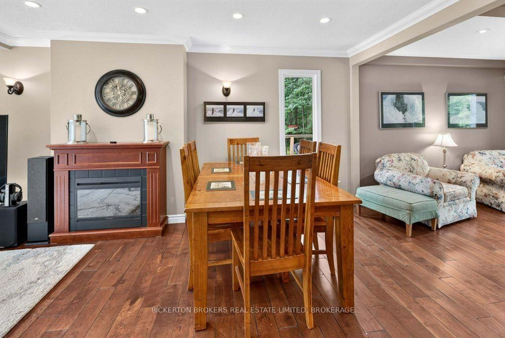 237 Old River Road • Leeds and the Thousand Islands, ON photo 16