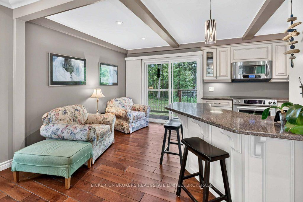 237 Old River Road • Leeds and the Thousand Islands, ON photo 17