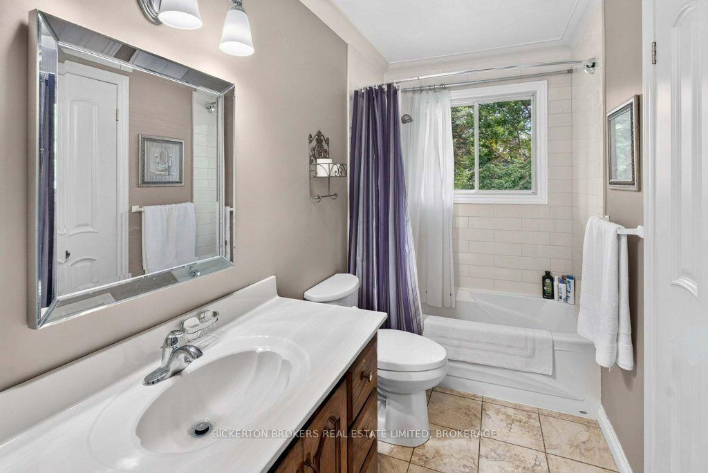 237 Old River Road • Leeds and the Thousand Islands, ON photo 31