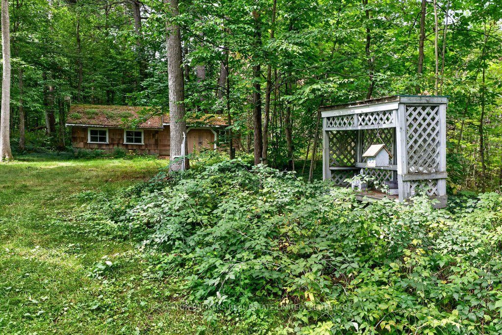 237 Old River Road • Leeds and the Thousand Islands, ON photo 40
