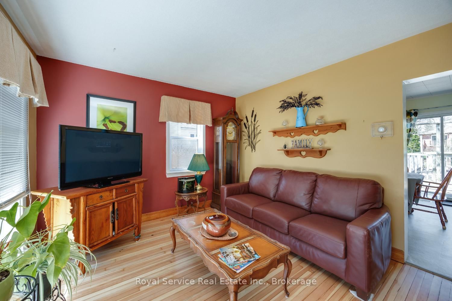 210 Shelbourne Street • Peterborough, ON photo 10