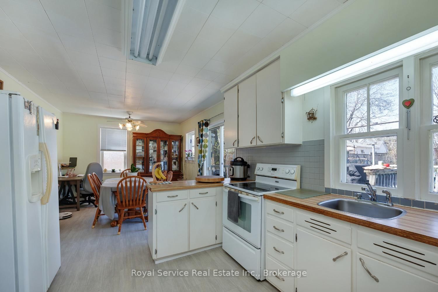 210 Shelbourne Street • Peterborough, ON photo 13