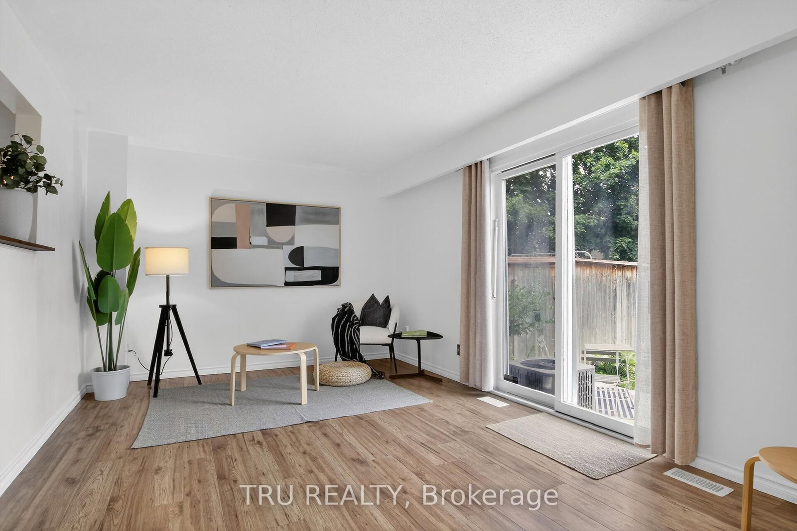 16-164 BARROW Crescent • Ottawa, ON photo 12