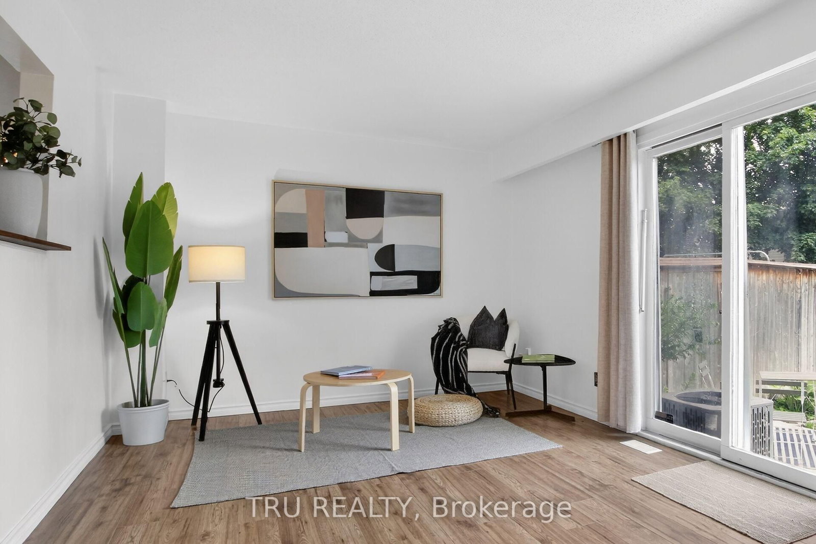 16-164 BARROW Crescent • Ottawa, ON photo 13