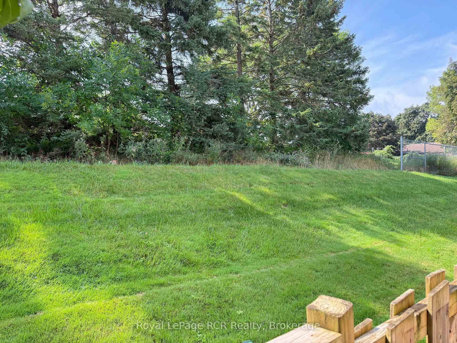 74 Laurie Crescent • Owen Sound, ON photo 14