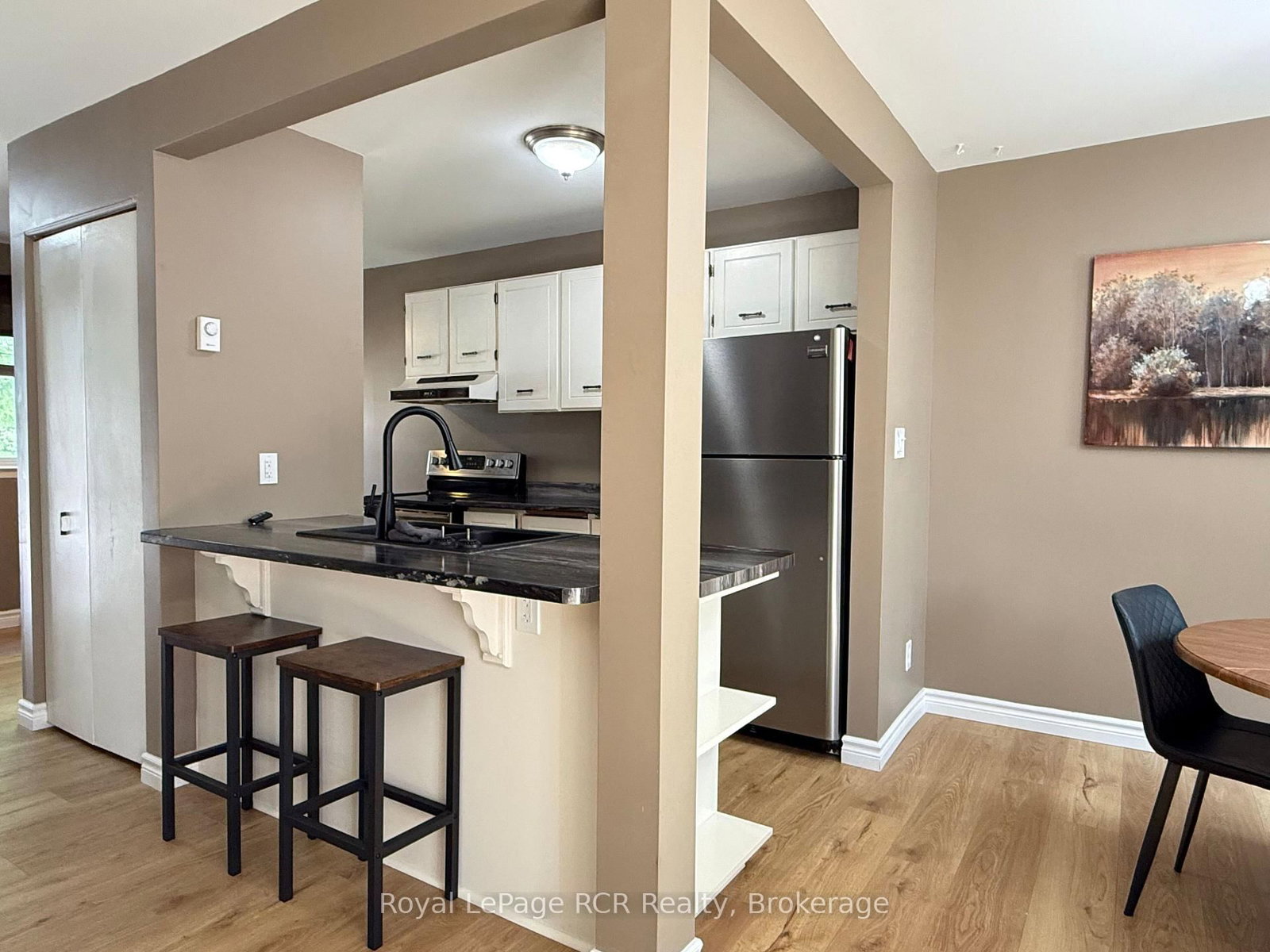 74 Laurie Crescent • Owen Sound, ON photo 8