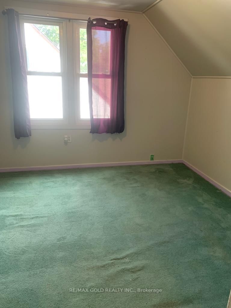 1315 Partington Avenue • Windsor, ON photo 7