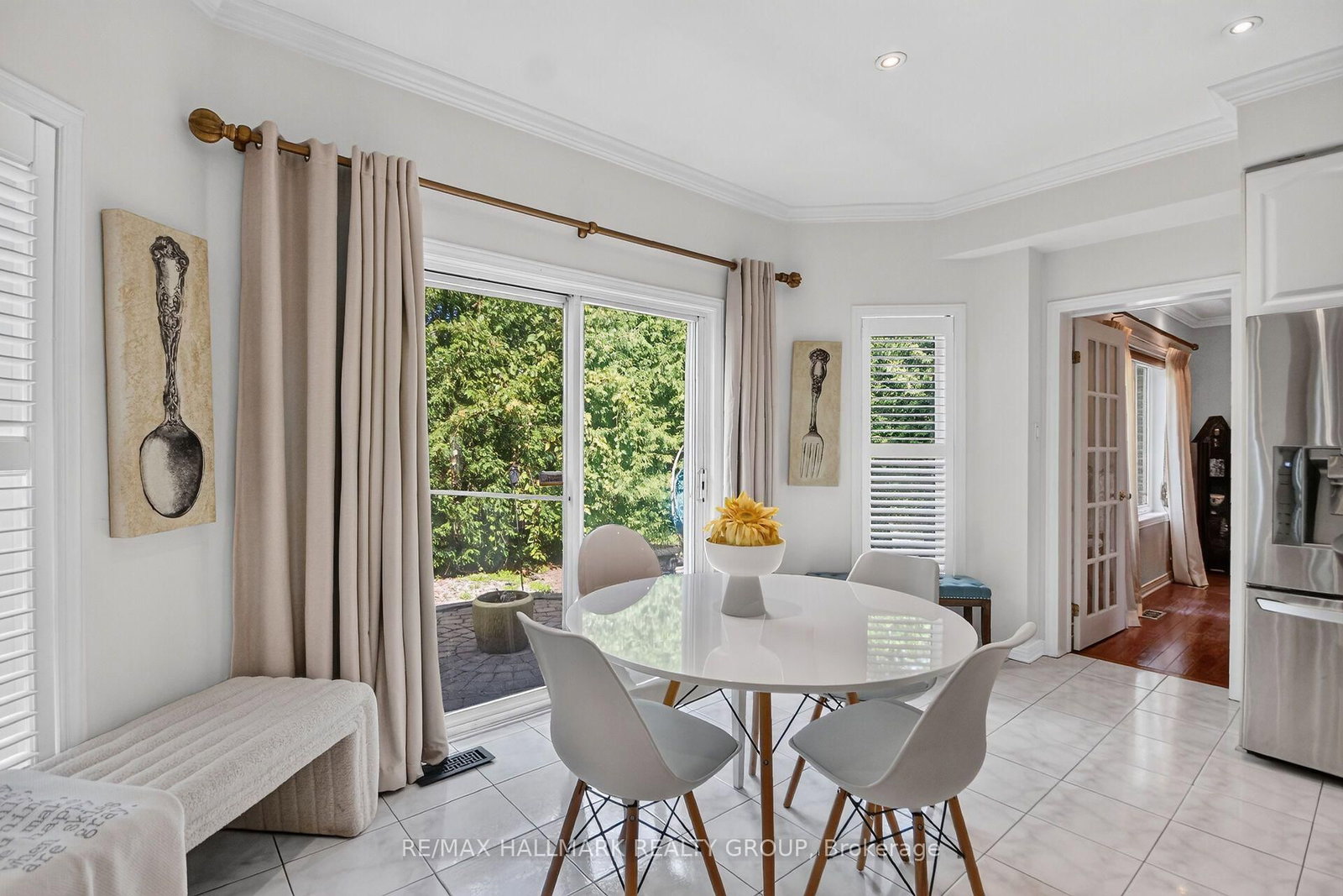 11 Taj Court • Ottawa, ON photo 15