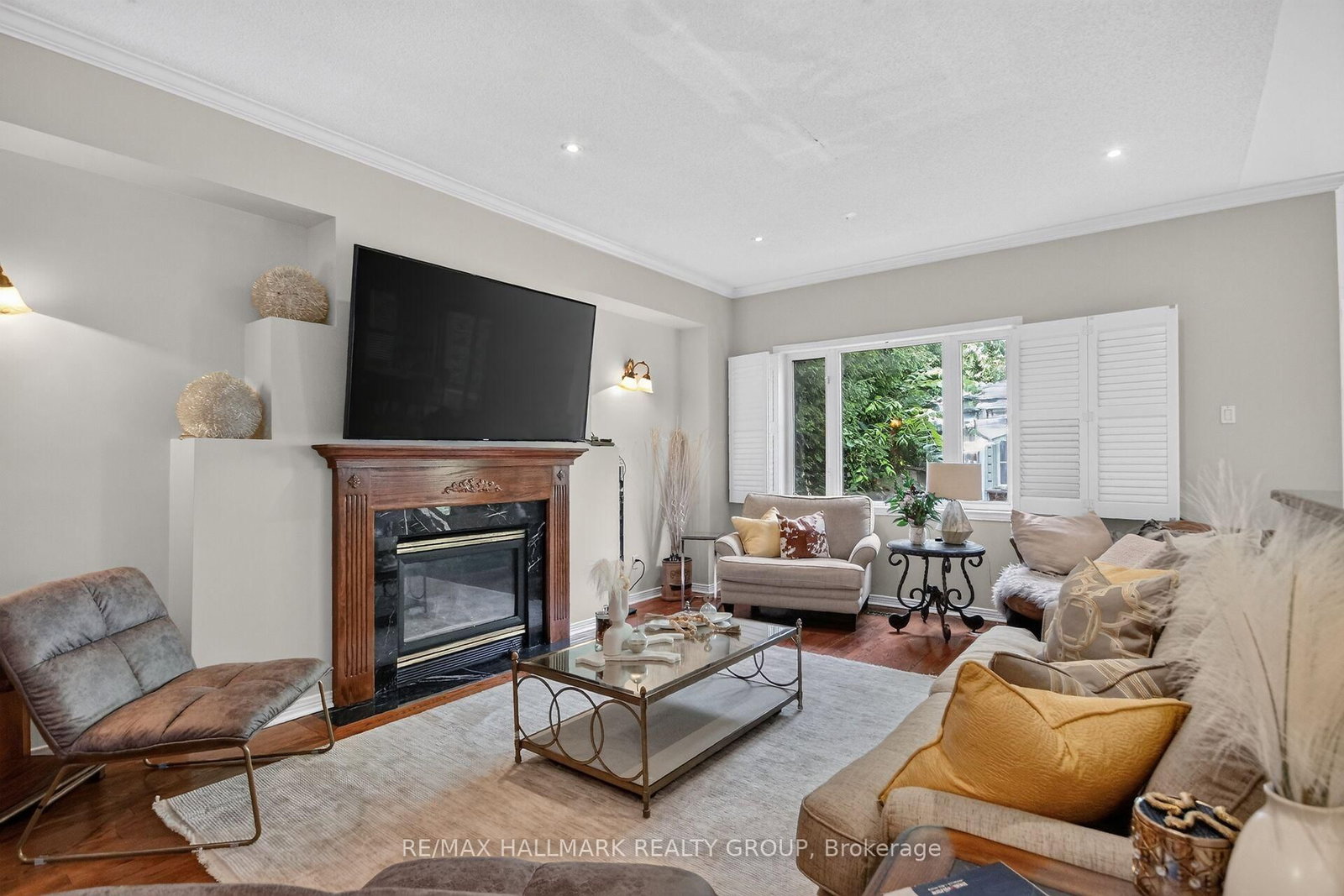11 Taj Court • Ottawa, ON photo 19