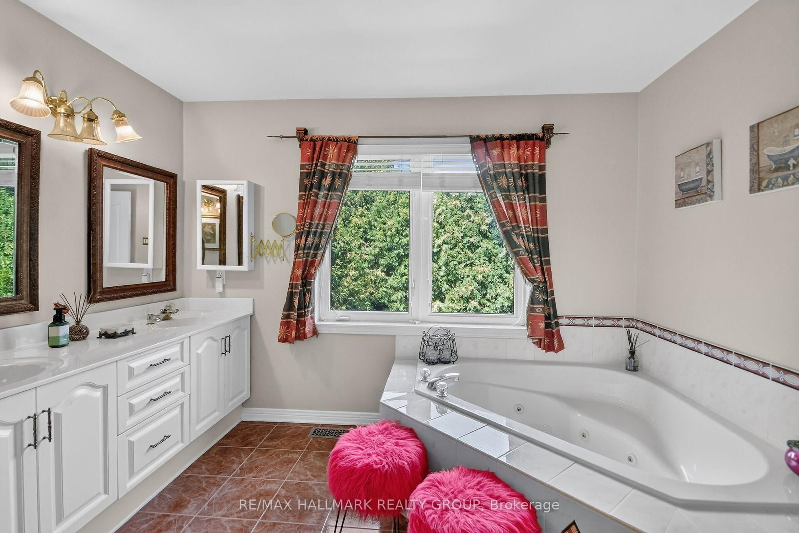 11 Taj Court • Ottawa, ON photo 29