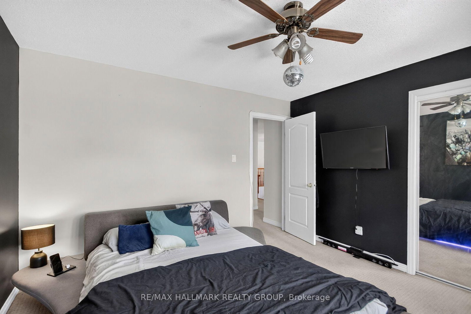 11 Taj Court • Ottawa, ON photo 38