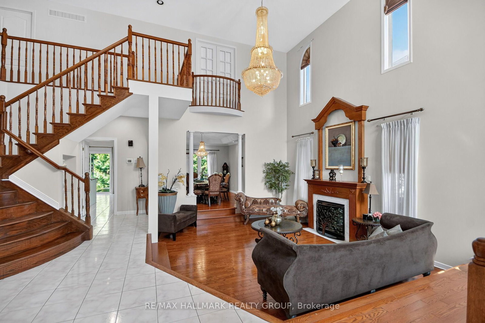 11 Taj Court • Ottawa, ON photo 6