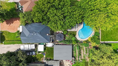327 Wellington Street • St. Thomas, ON photo 2