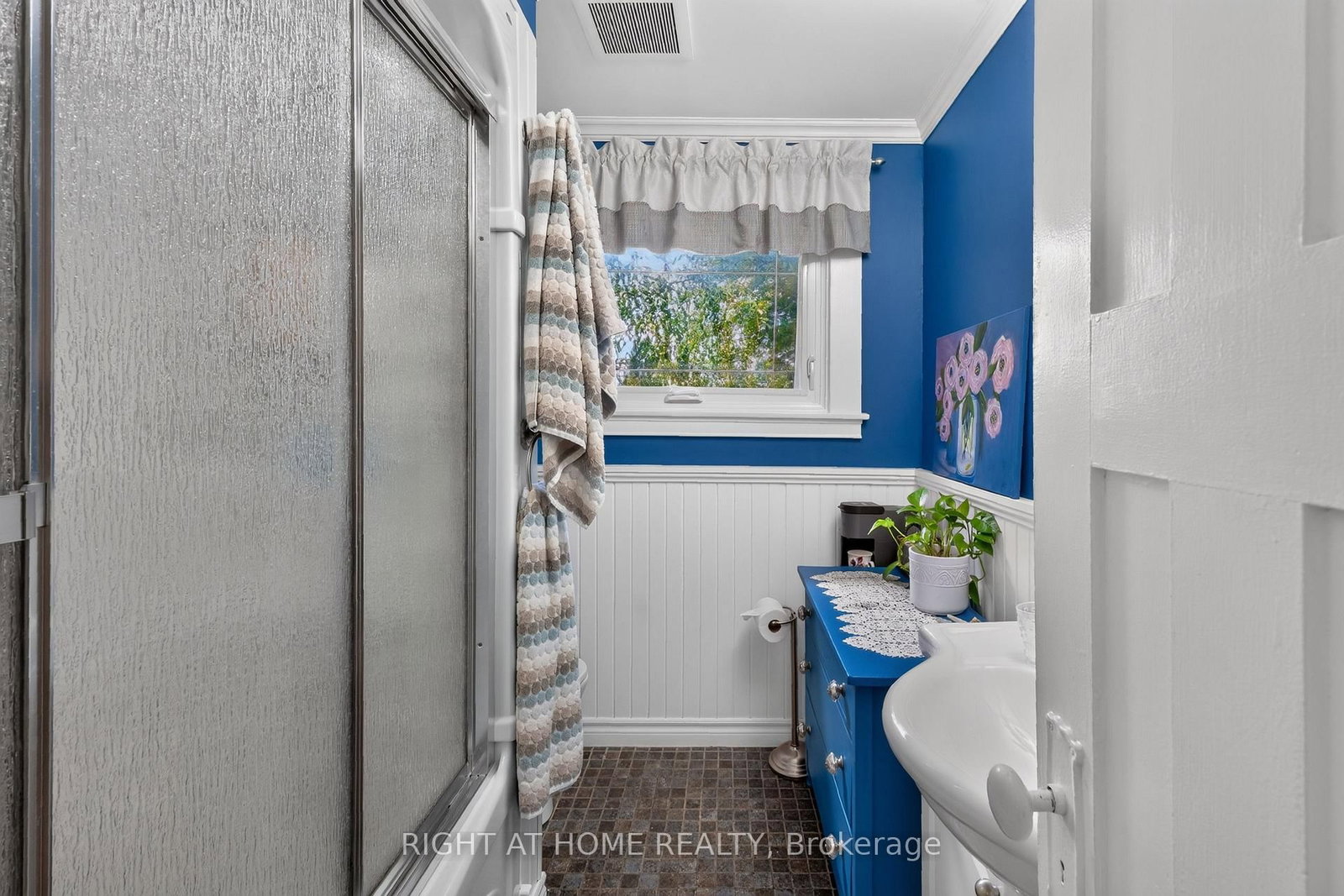 327 Wellington Street • St. Thomas, ON photo 21