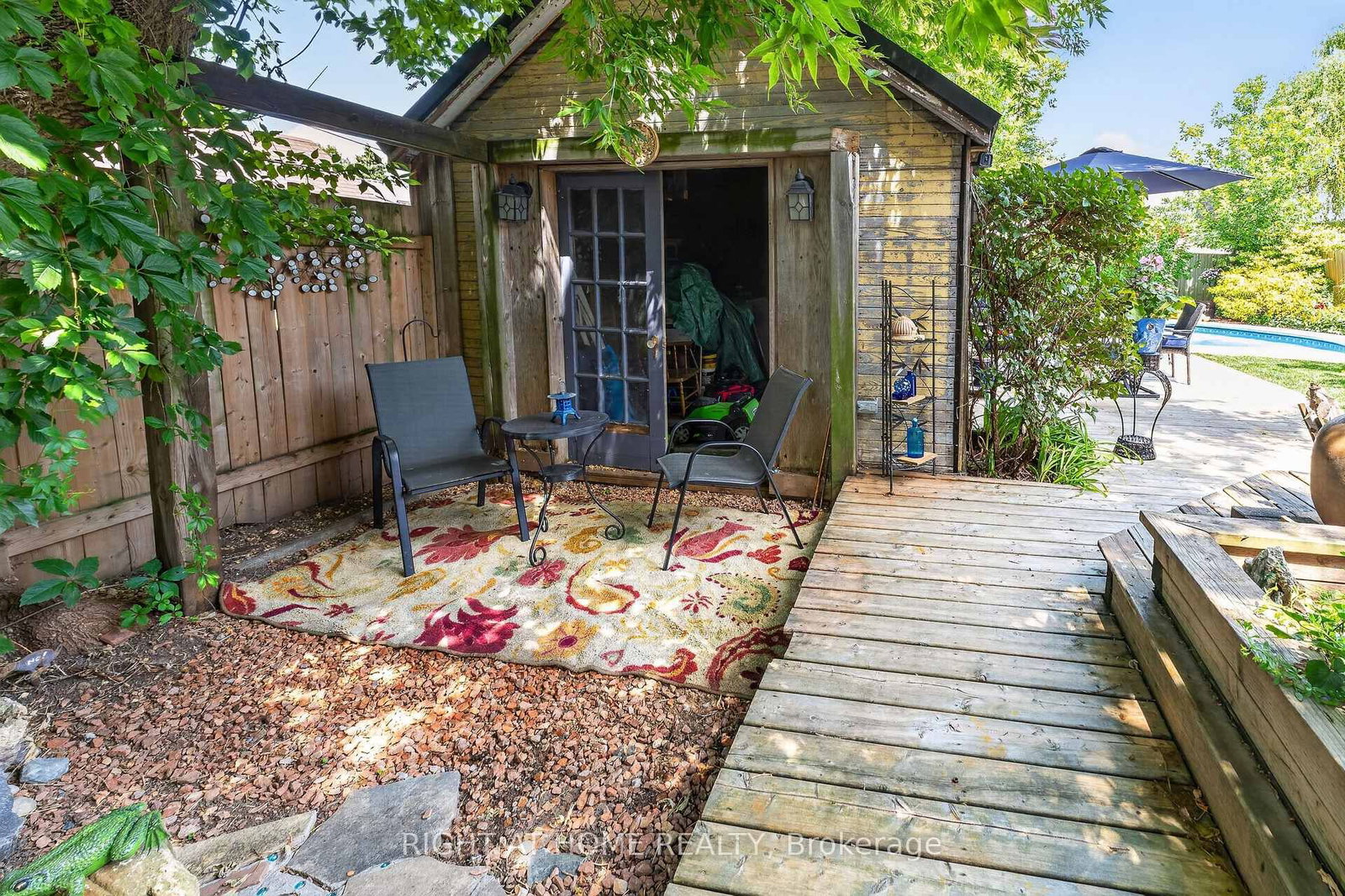 327 Wellington Street • St. Thomas, ON photo 38