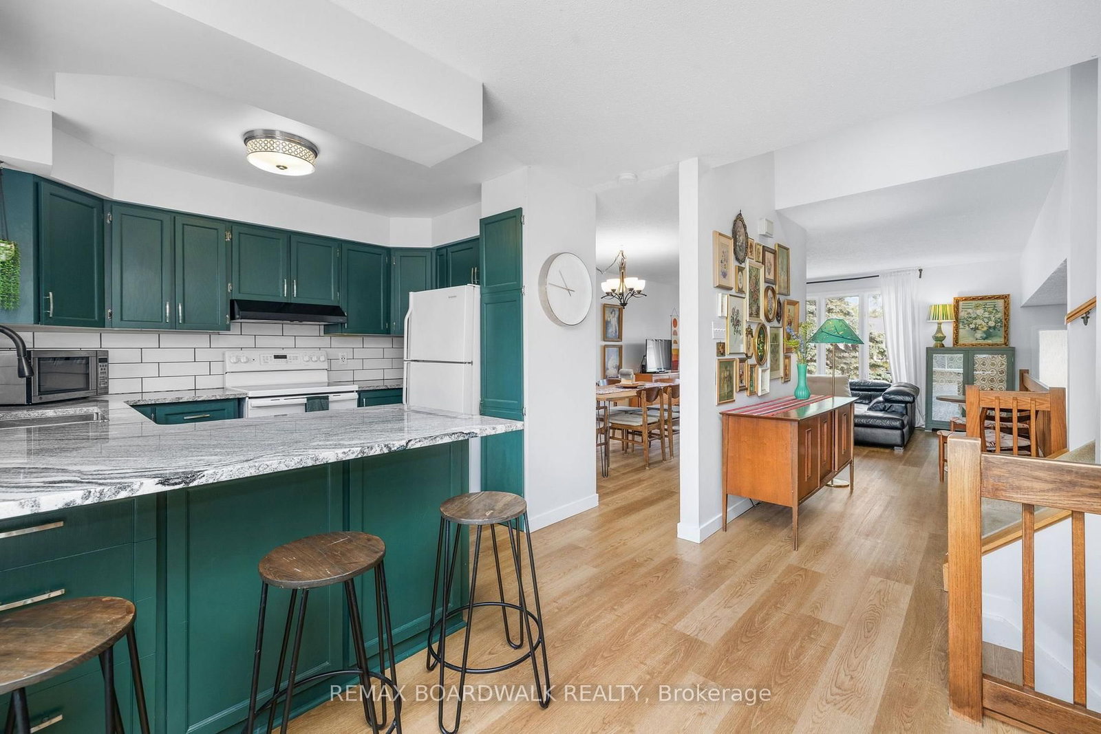8 Jessie Drive • Perth, ON photo 14