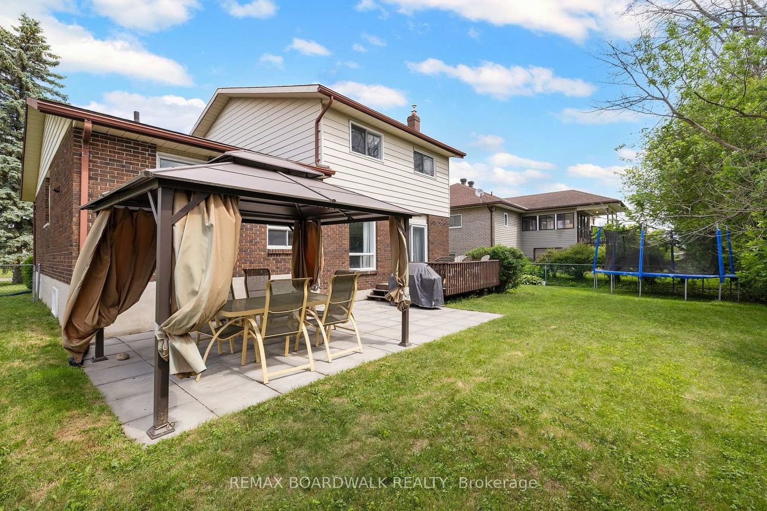 8 Jessie Drive • Perth, ON photo 37