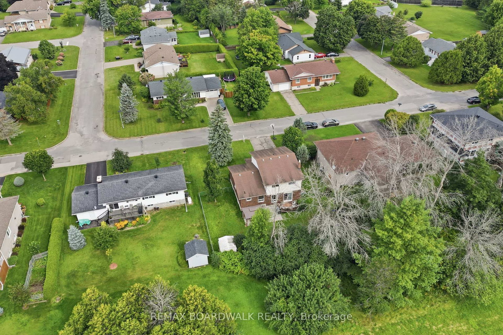 8 Jessie Drive • Perth, ON photo 40