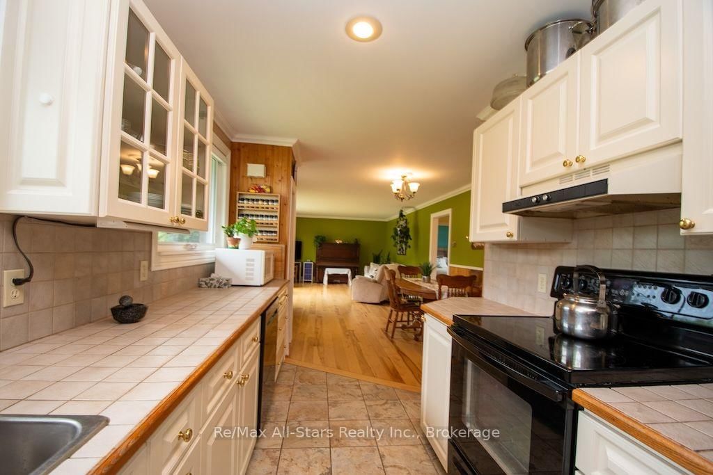 1571 Elm Tree Road • Kawartha Lakes, ON photo 12