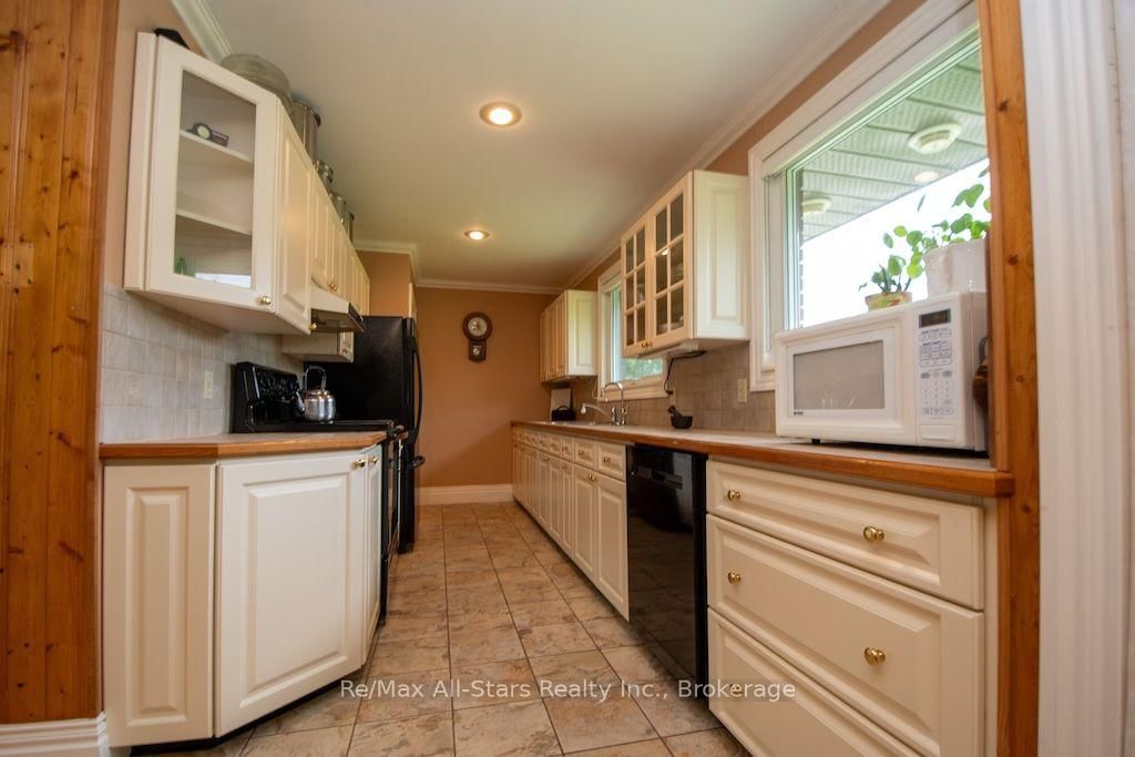 1571 Elm Tree Road • Kawartha Lakes, ON photo 13