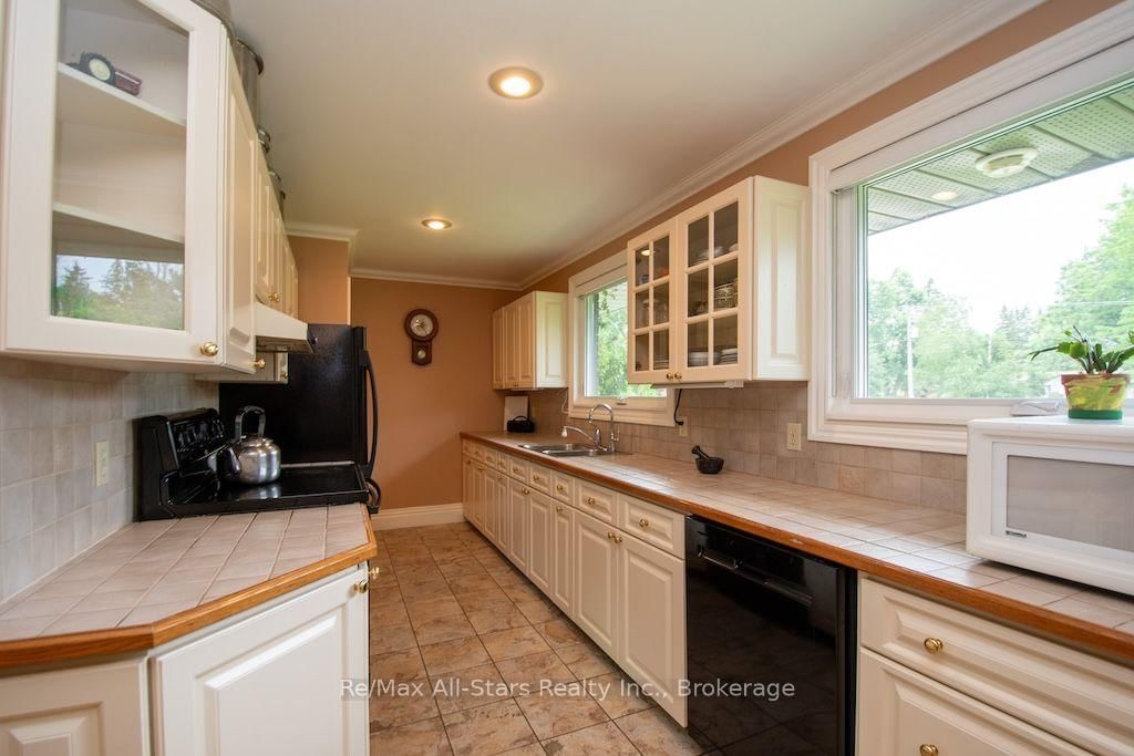 1571 Elm Tree Road • Kawartha Lakes, ON photo 14