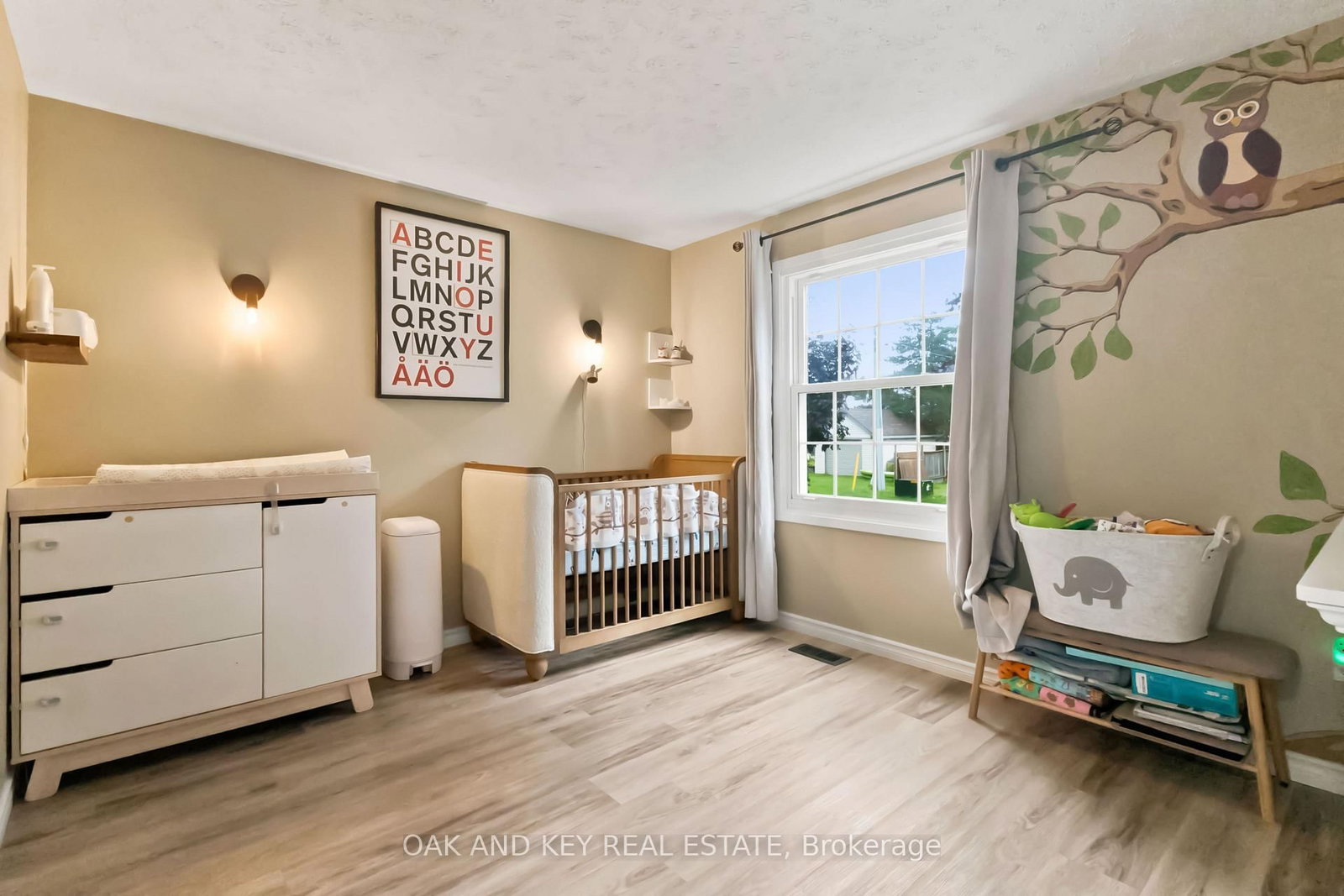 1 Vanier Place • St. Thomas, ON photo 16