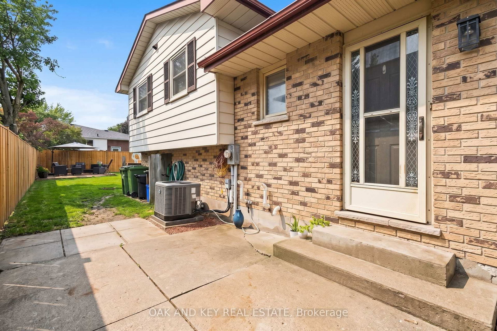 1 Vanier Place • St. Thomas, ON photo 28