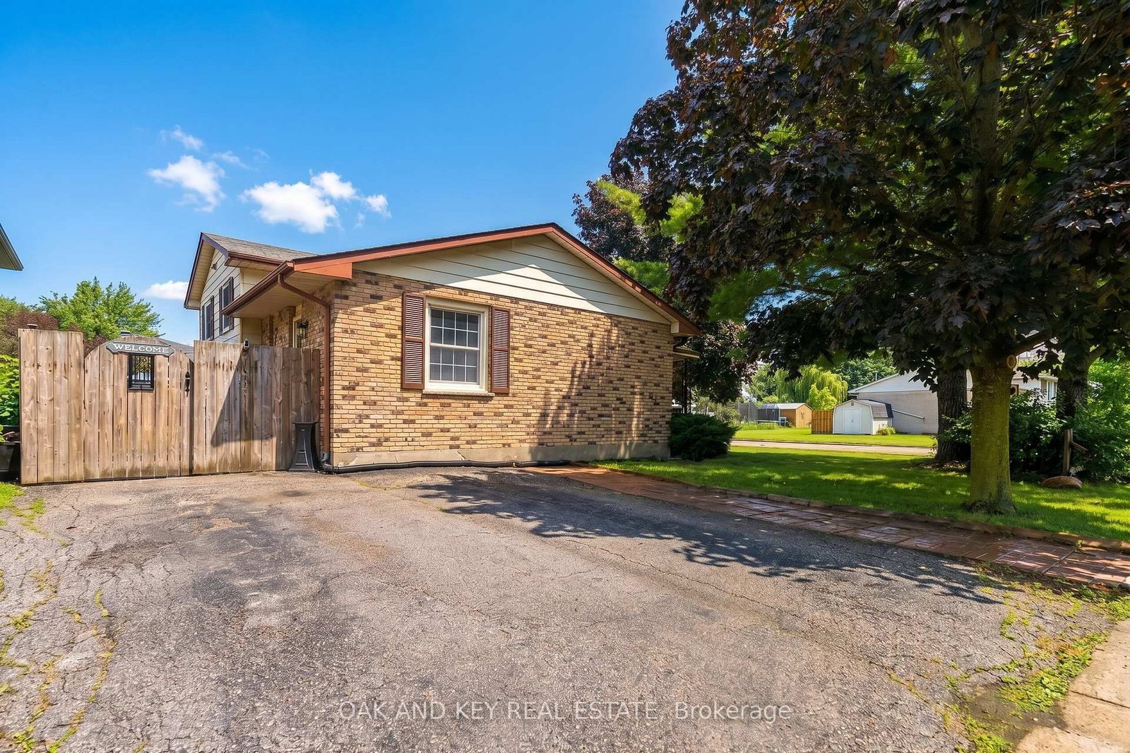 1 Vanier Place • St. Thomas, ON photo 33