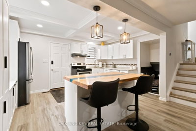 1 Vanier Place • St. Thomas, ON photo 6