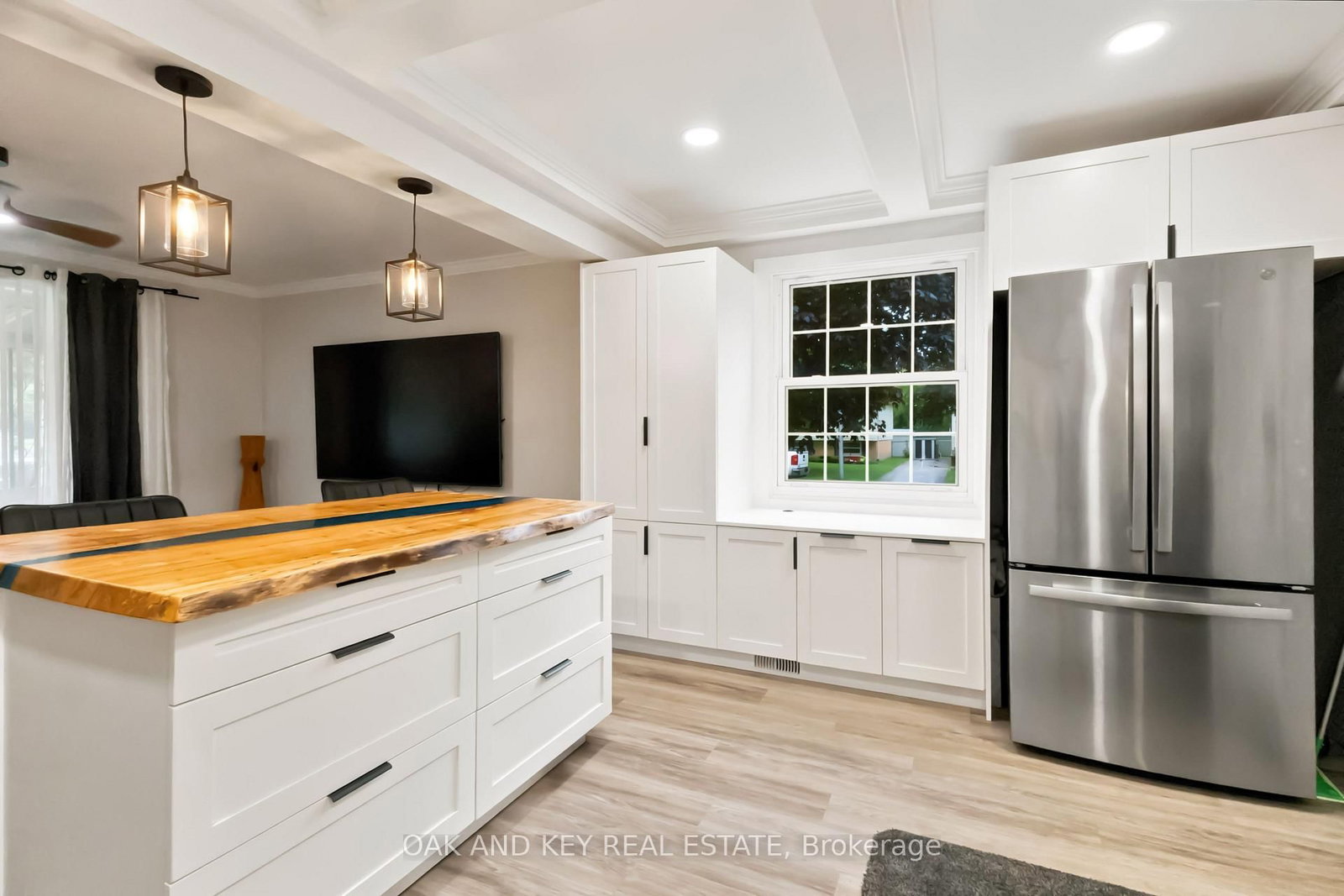 1 Vanier Place • St. Thomas, ON photo 9