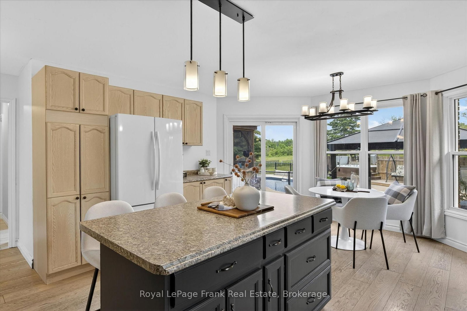 837 Tindle Bay Road • Selwyn, ON photo 12