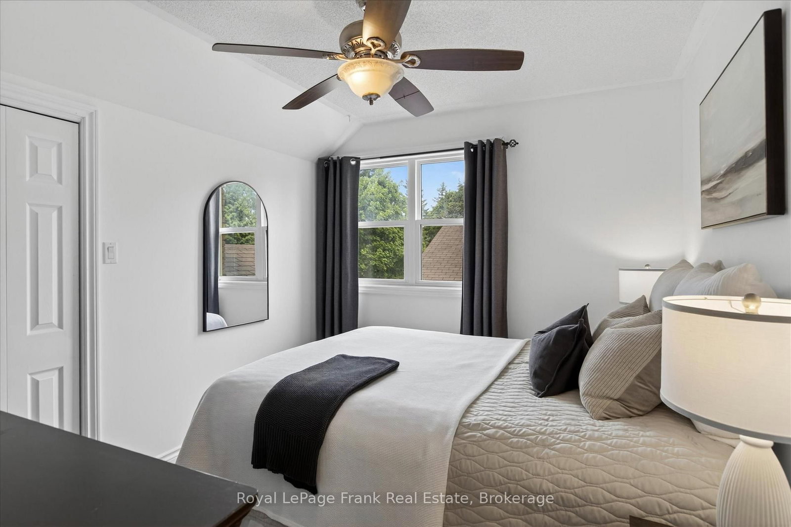 837 Tindle Bay Road • Selwyn, ON photo 24