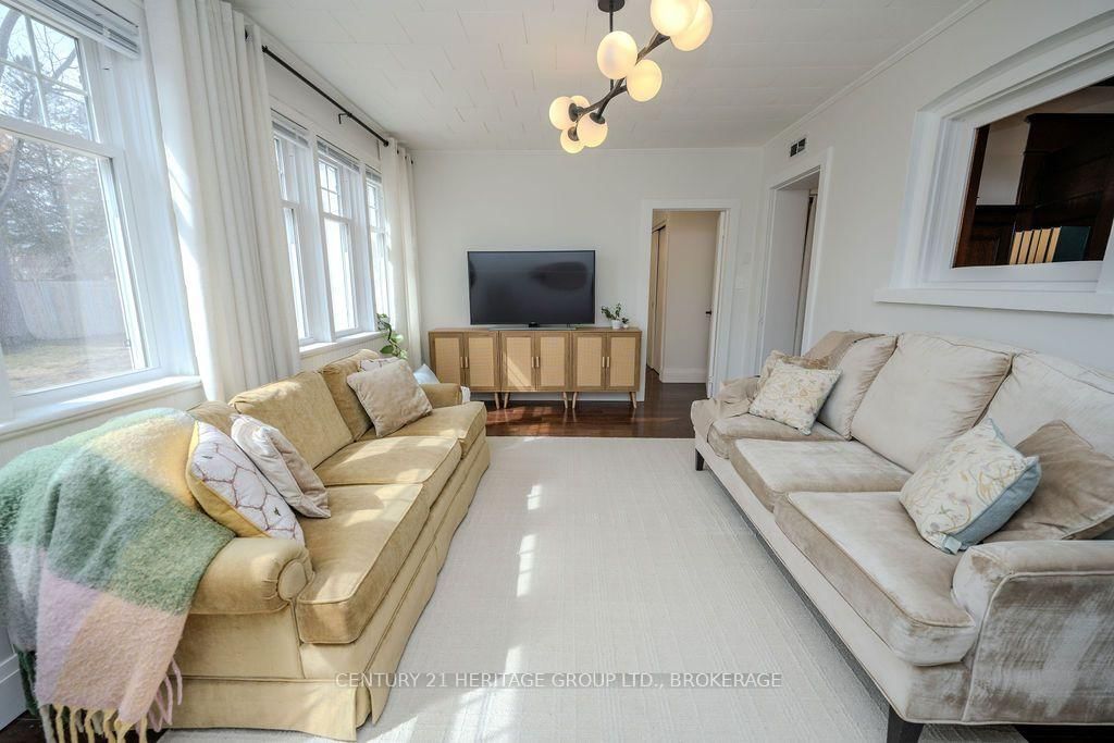 201 Bridge Street W • Greater Napanee, ON photo 12