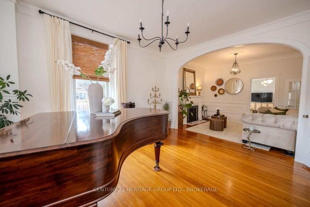 201 Bridge Street W • Greater Napanee, ON photo 5