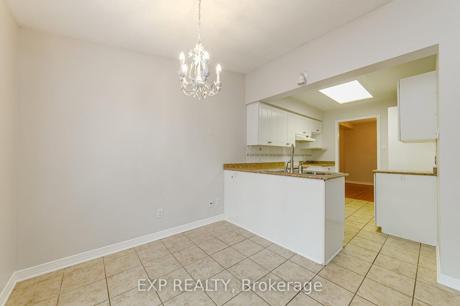 4412 Wildmint Square • Ottawa, ON photo 12