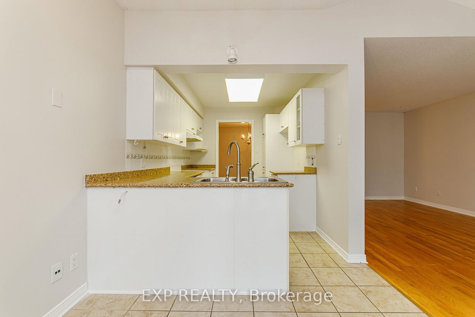 4412 Wildmint Square • Ottawa, ON photo 13