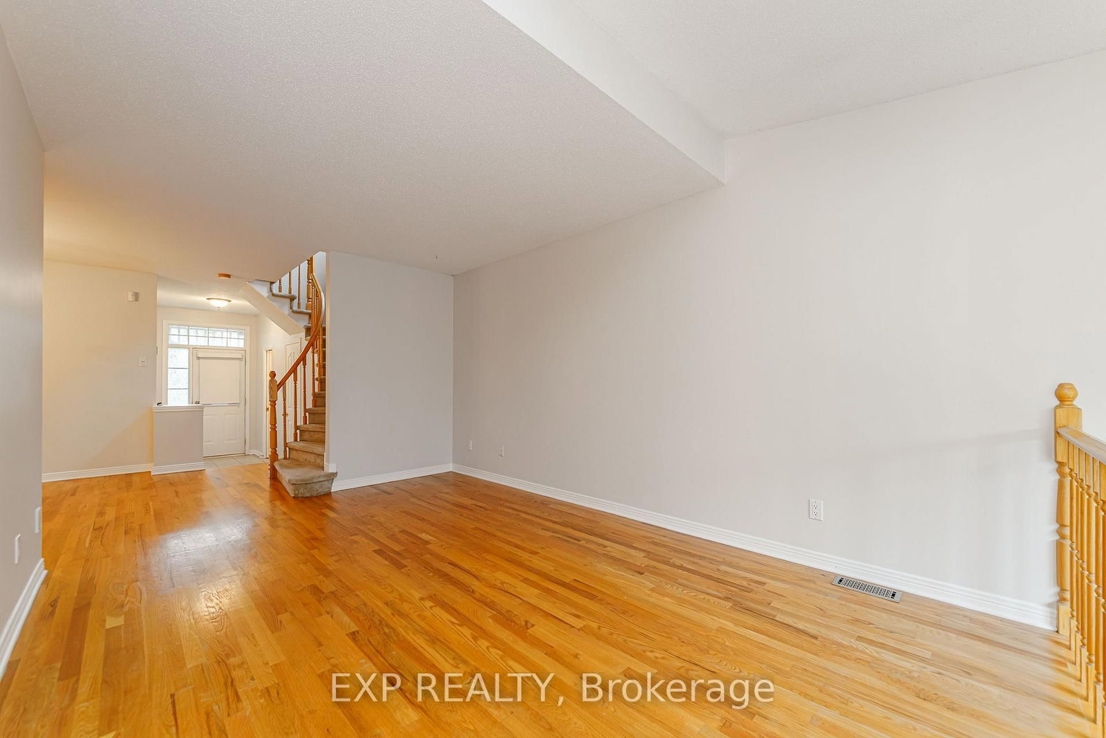 4412 Wildmint Square • Ottawa, ON photo 16