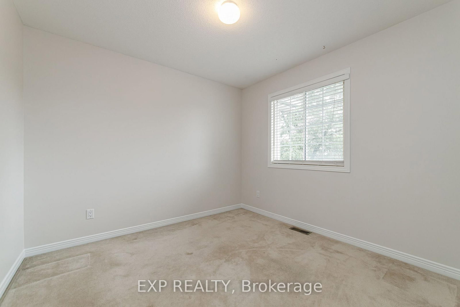 4412 Wildmint Square • Ottawa, ON photo 21