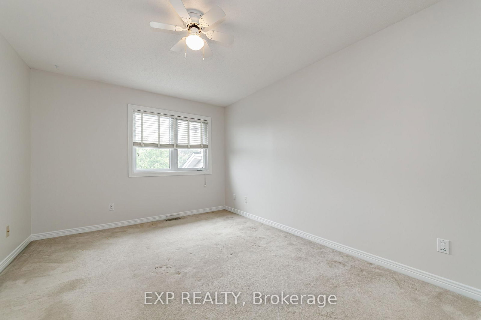 4412 Wildmint Square • Ottawa, ON photo 23