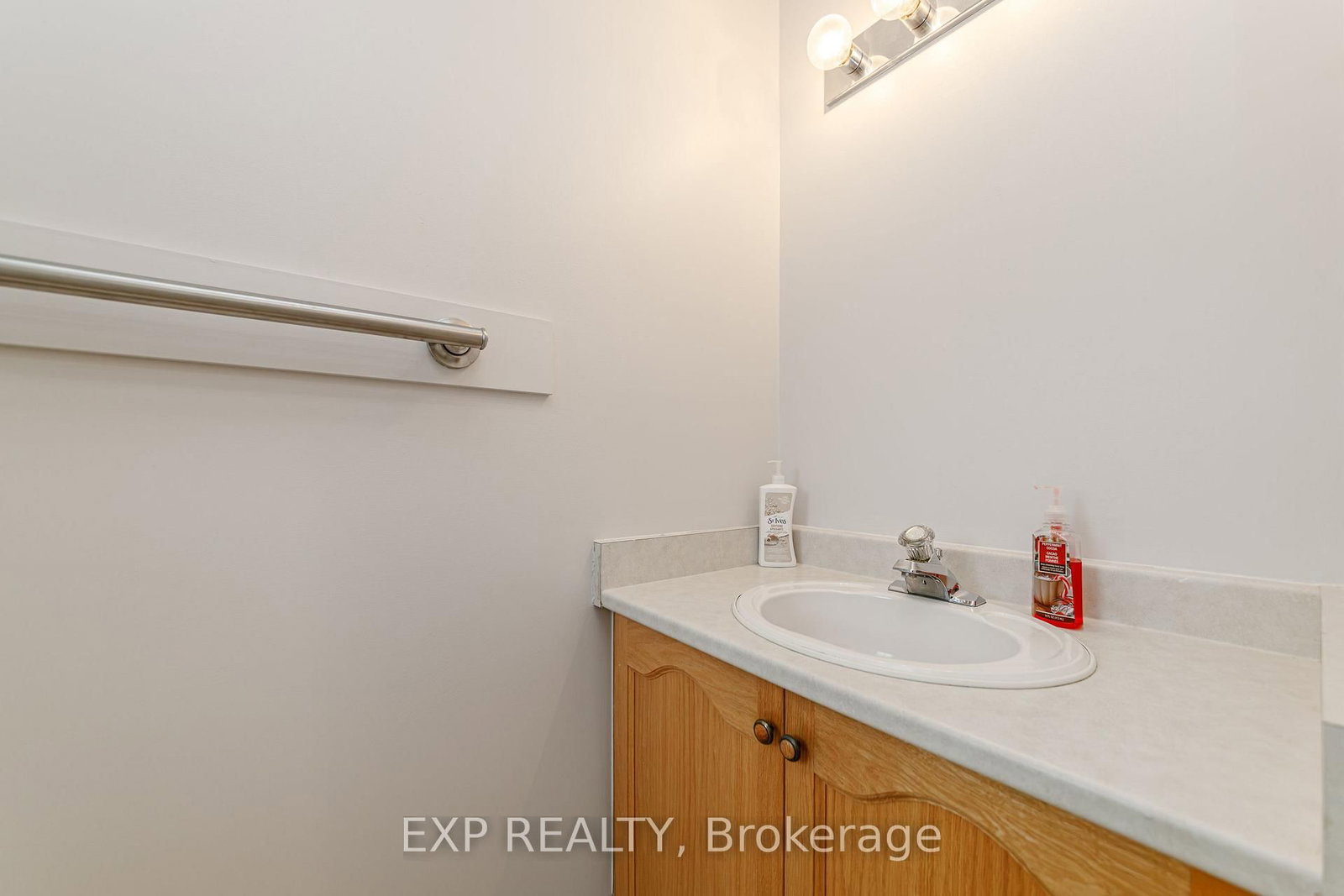 4412 Wildmint Square • Ottawa, ON photo 5