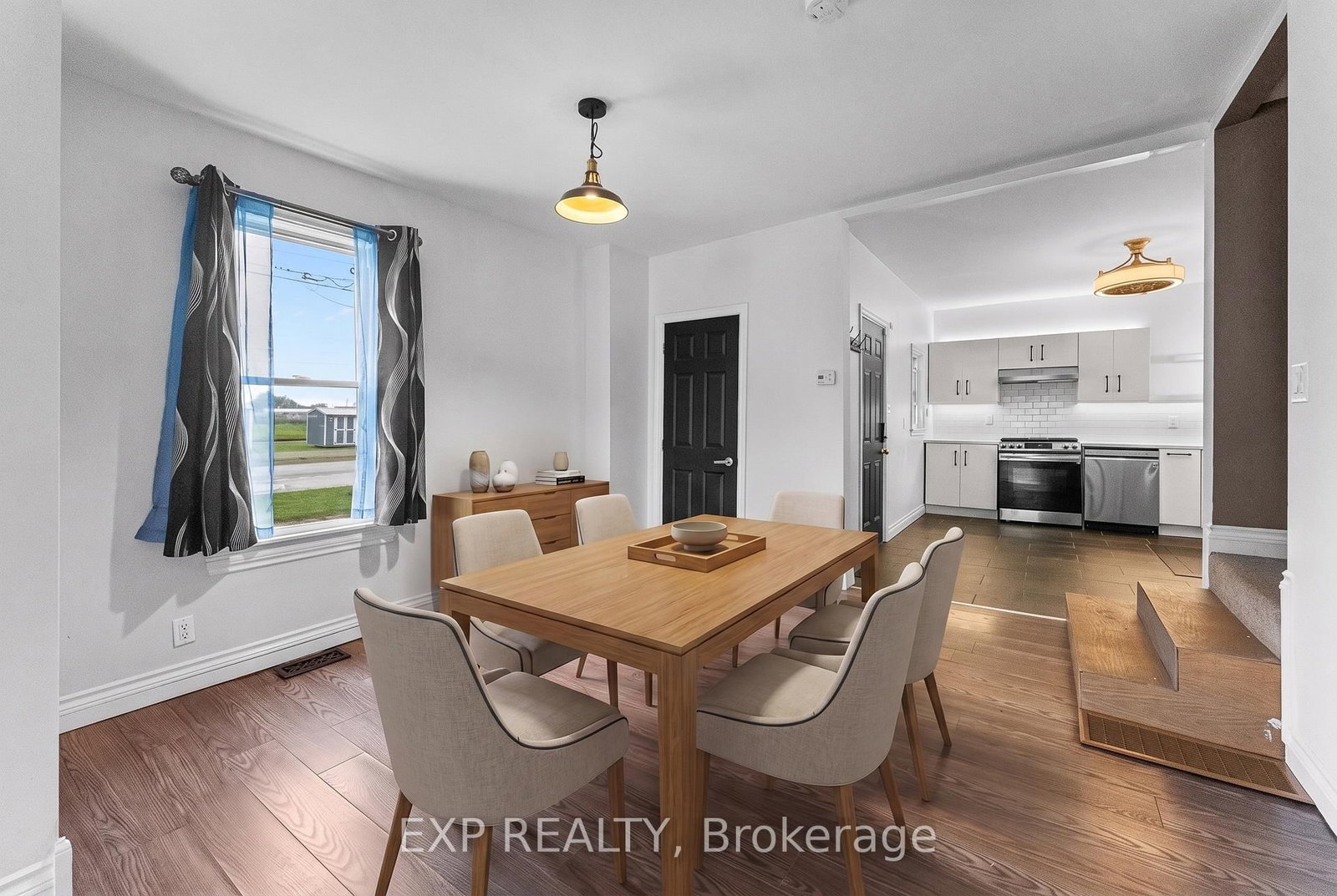 76 Bell Street • Port Colborne, ON photo 5
