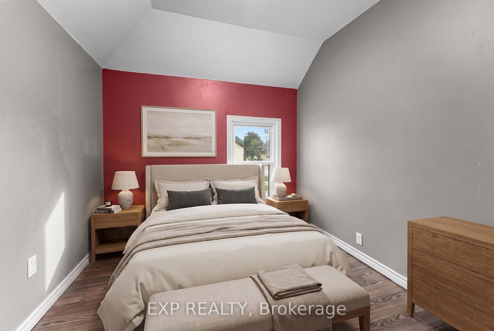 76 Bell Street • Port Colborne, ON photo 6