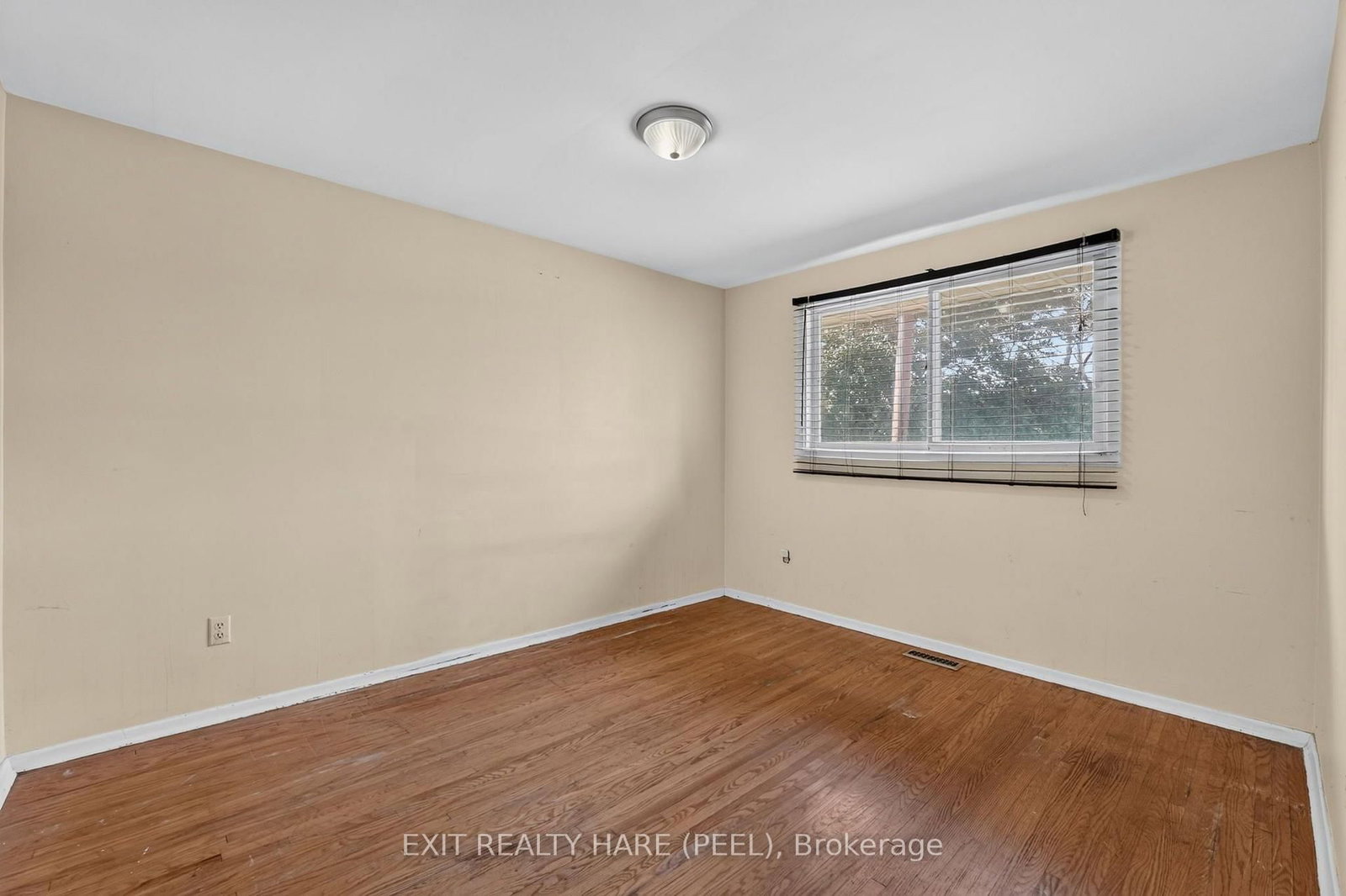4541 Sussex Drive • Niagara Falls, ON photo 10