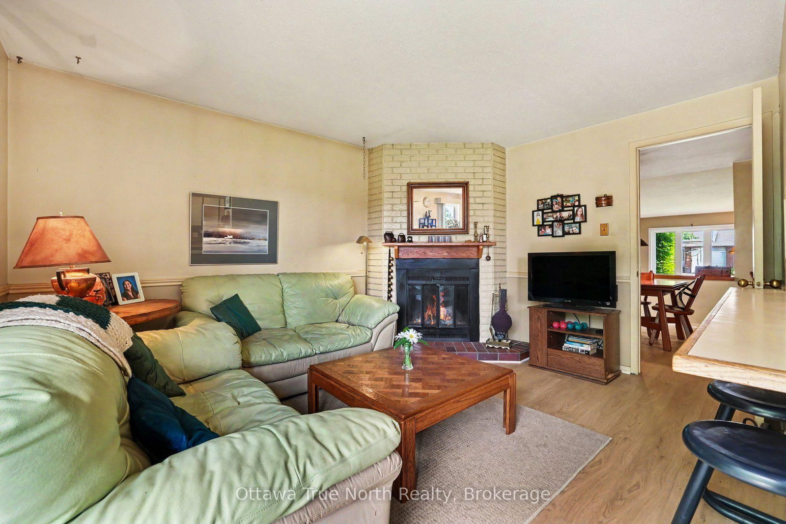 41 Aldgate Crescent • Ottawa, ON photo 9