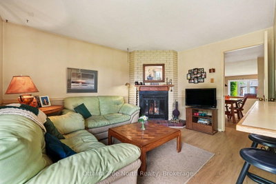 41 Aldgate Crescent • Ottawa, ON photo 9