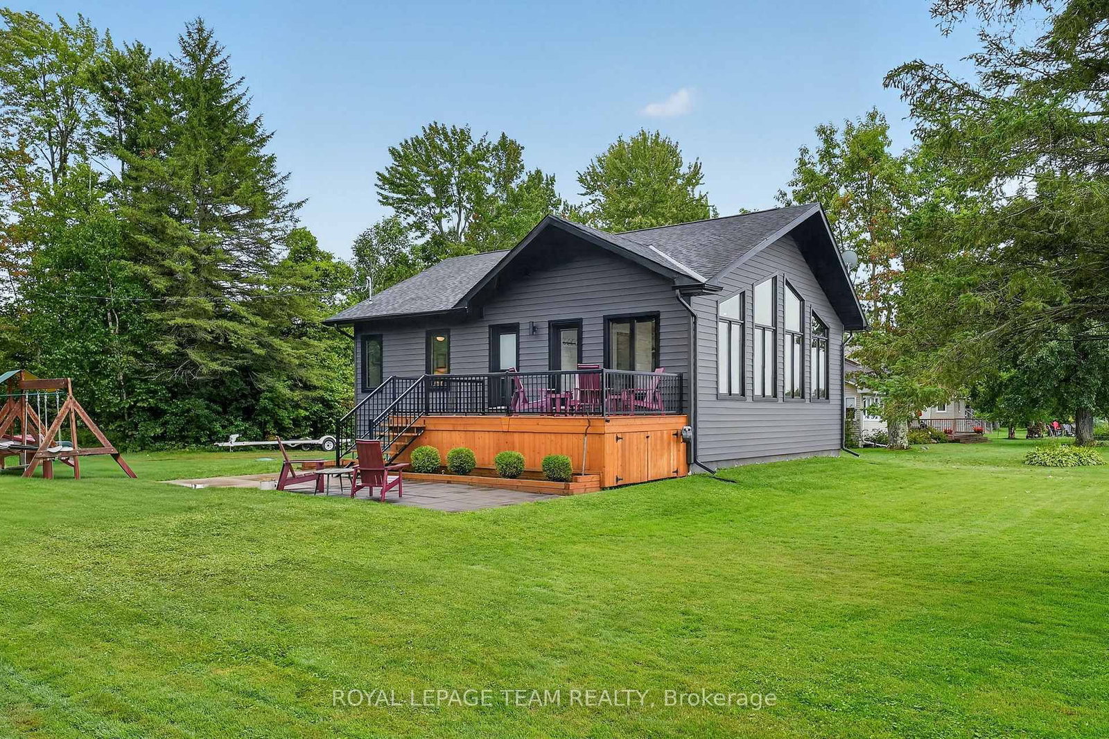 2815 Golf Course Lane • North Grenville, ON photo 5