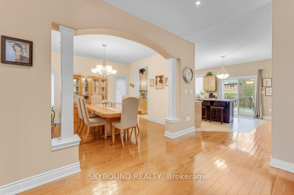 365 Valridge Drive • Hamilton, ON photo 10