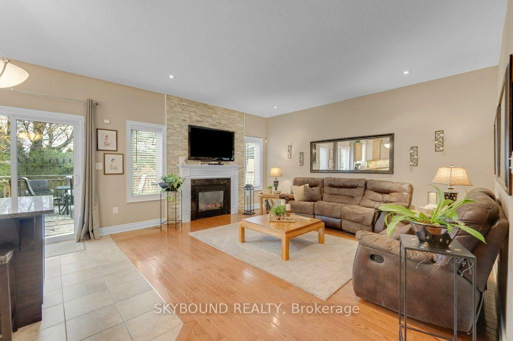365 Valridge Drive • Hamilton, ON photo 19